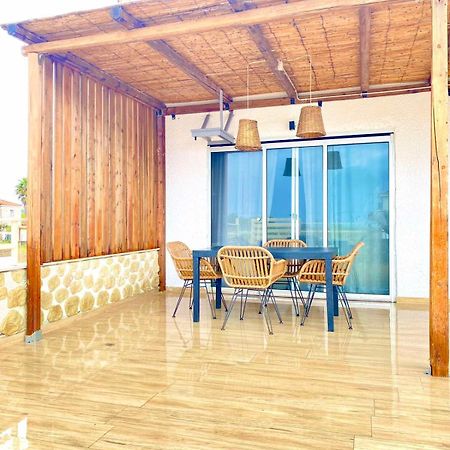 Boho Natural Beachfront Detached House Analipsis  Luaran gambar