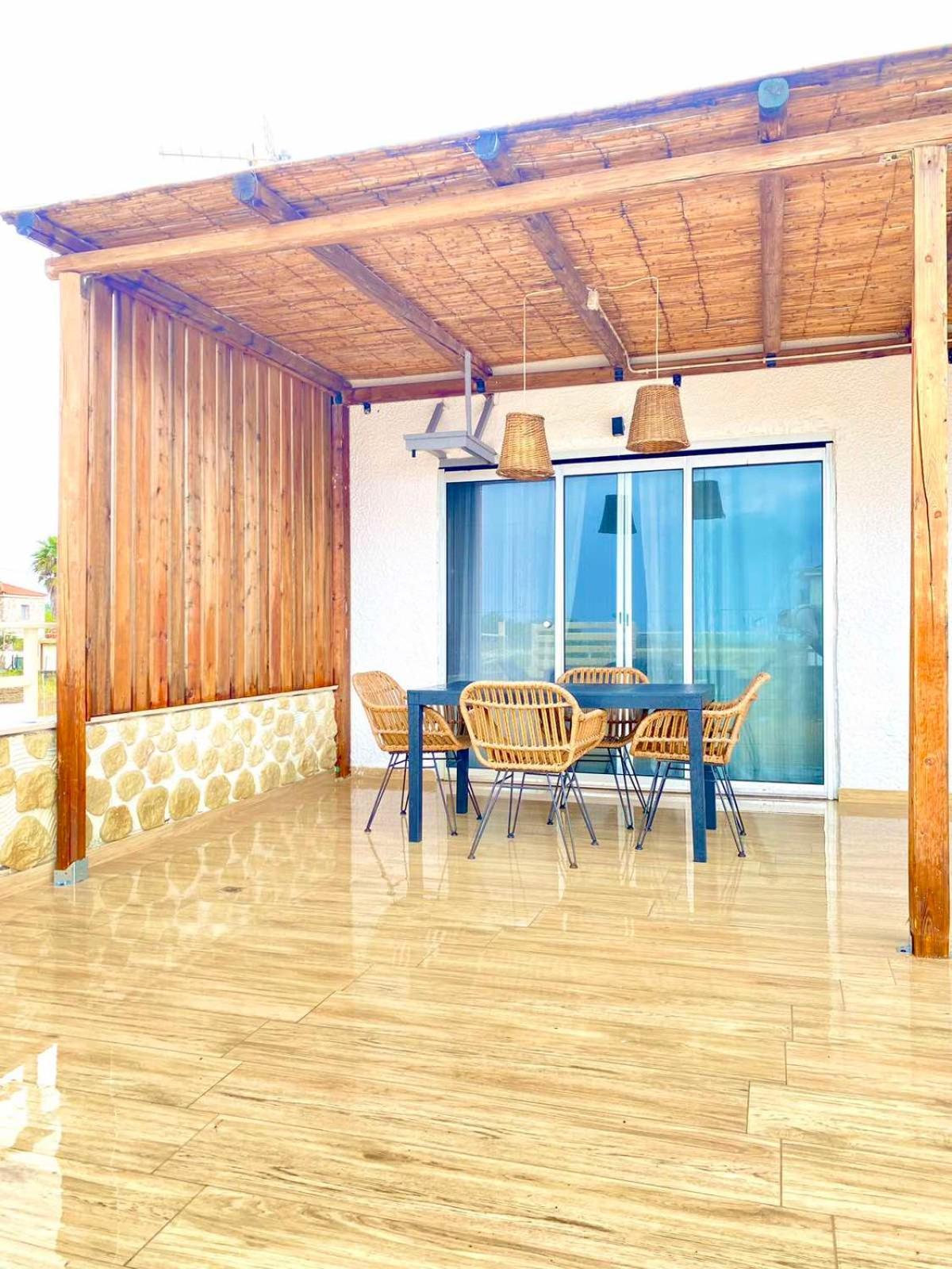 Boho Natural Beachfront Detached House Analipsis  Luaran gambar